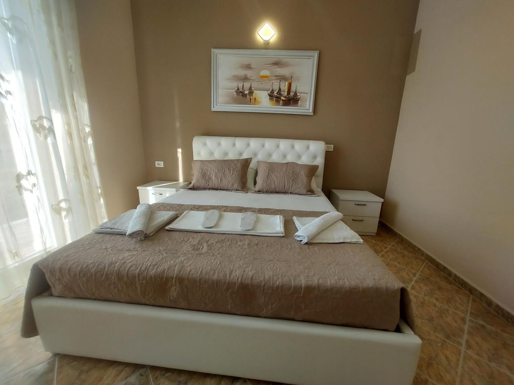 Hotel Fama Shkallnur