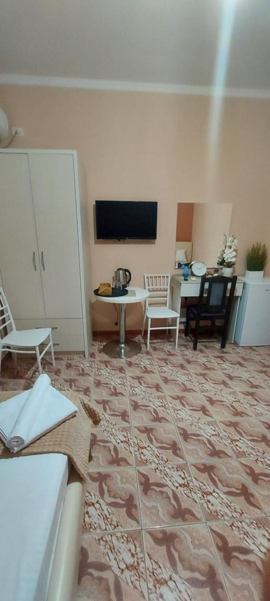 Fama Hotel