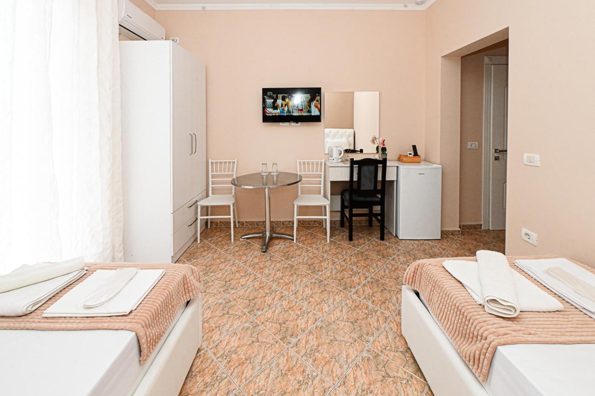 Hotel Fama
