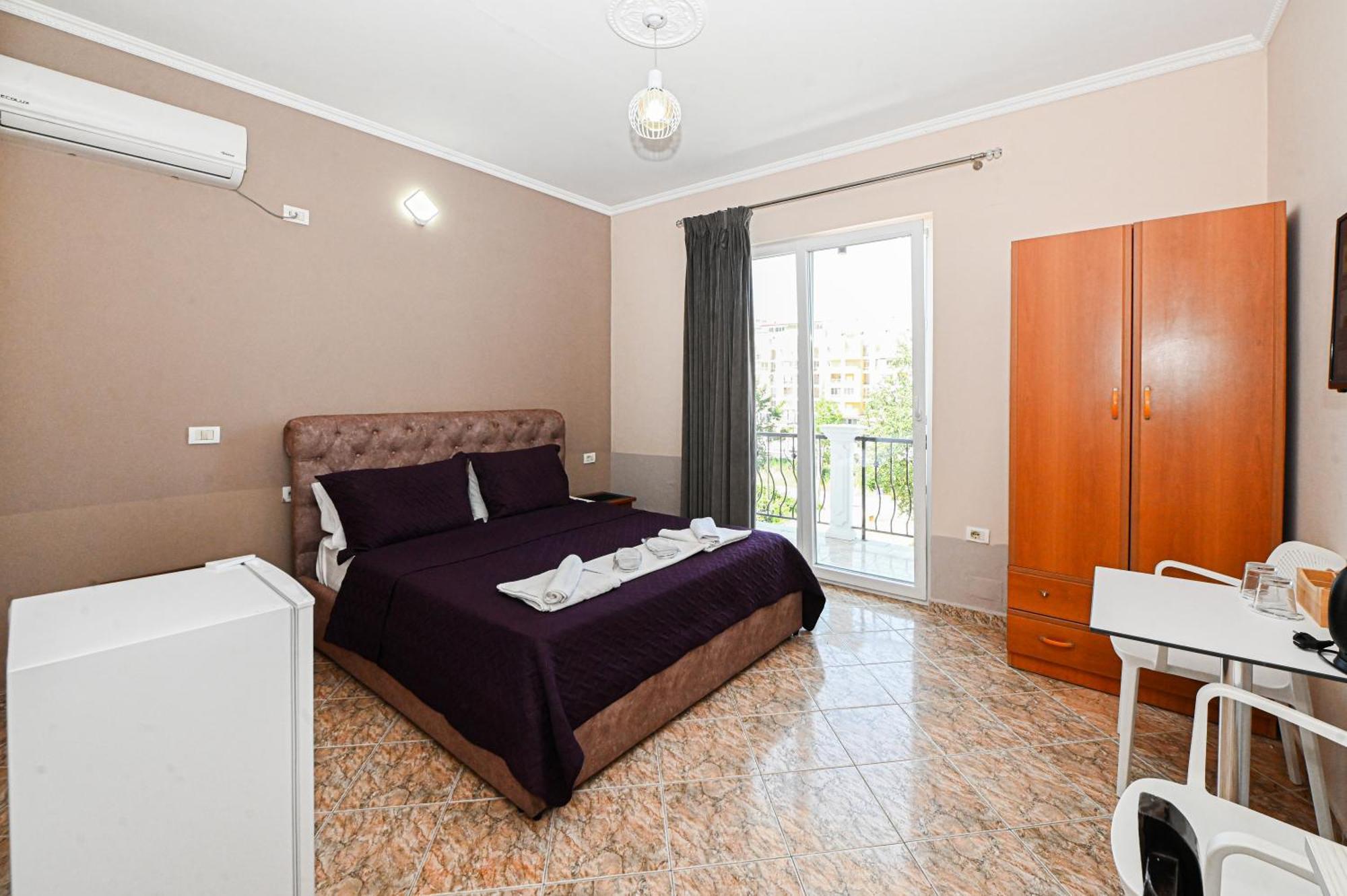 Hotel Fama