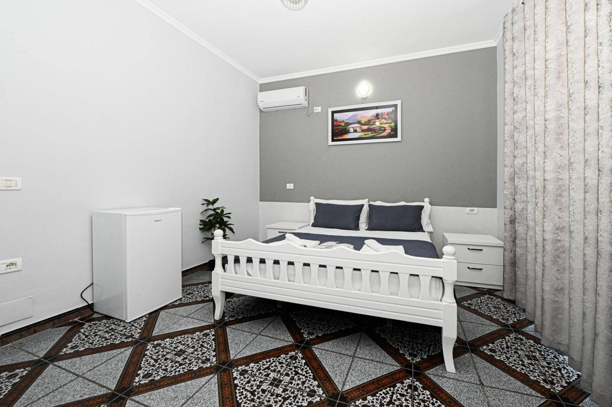 Hotel Fama